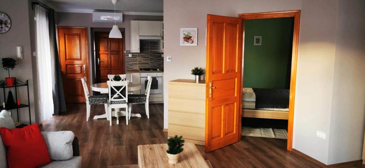 Pannonia Apartman Esztergom Exterior photo