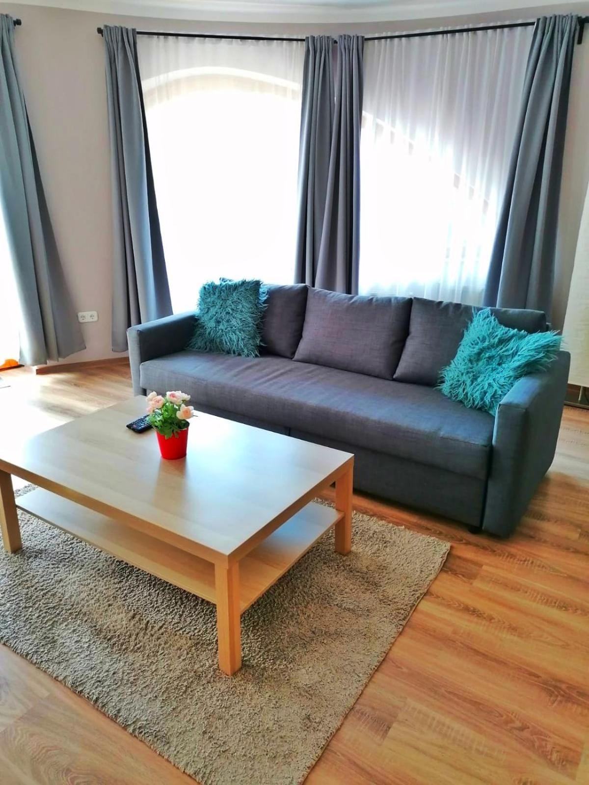 Pannonia Apartman Esztergom Exterior photo